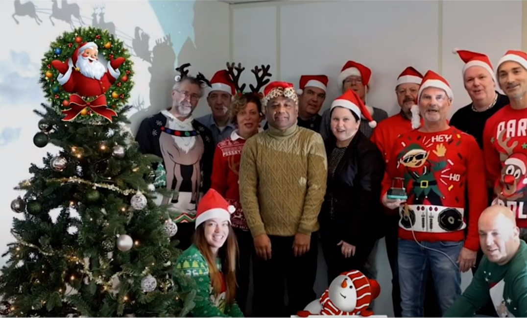 Video with christmas greetings from the Pepperl+Fuchs colleagues worldwide