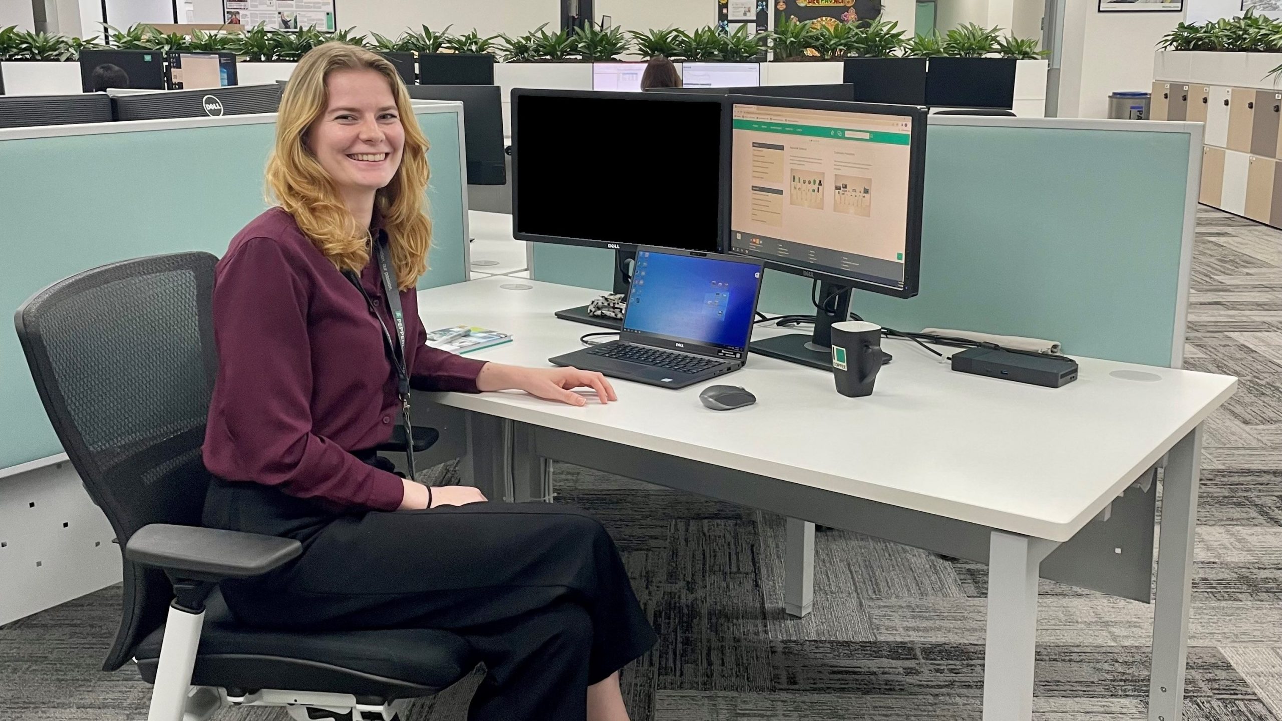 Clara is sitting at her workplace, in the Pepperl+Fuchs office in Singapore.